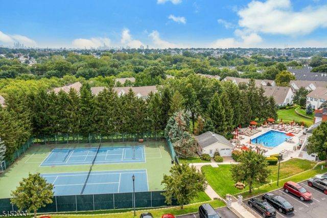 326 Winthrop Dr, Nutley Twp., NJ 07110