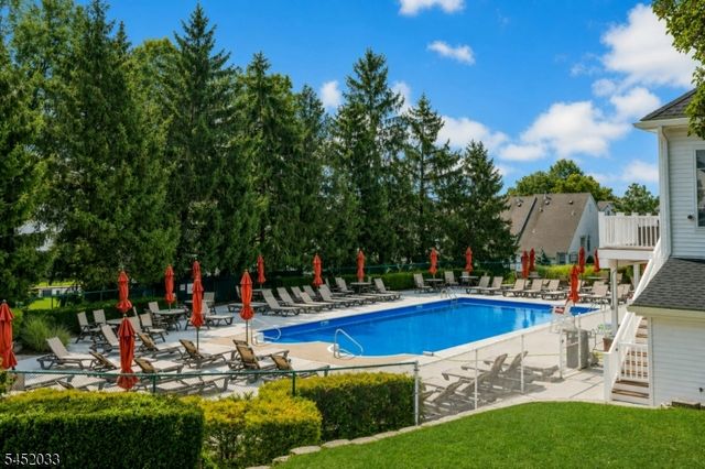 326 Winthrop Dr, Nutley Twp., NJ 07110