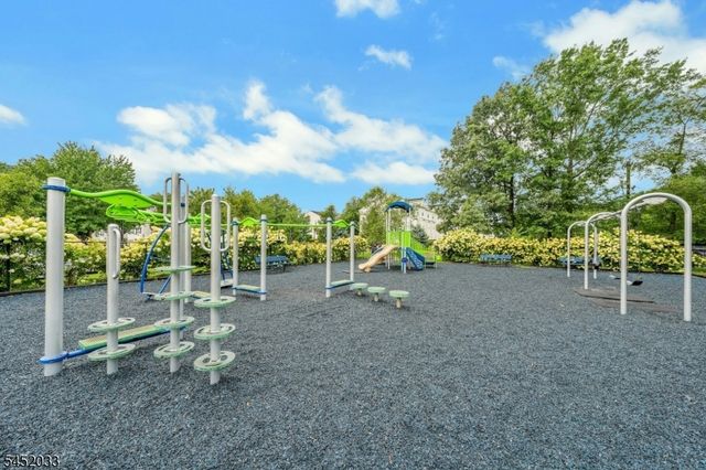 326 Winthrop Dr, Nutley Twp., NJ 07110