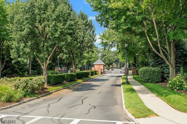 326 Winthrop Dr, Nutley Twp., NJ 07110