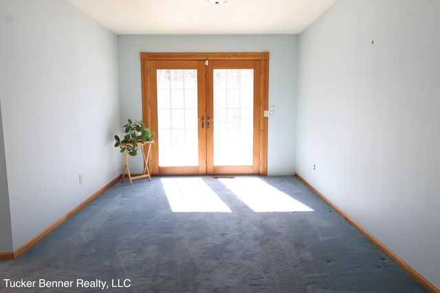 2447 W White Lake Drive, Fruitland Twp, MI 49461