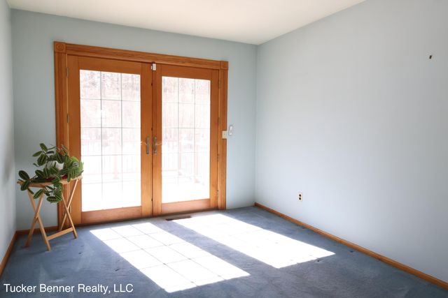 2447 W White Lake Drive, Fruitland Twp, MI 49461