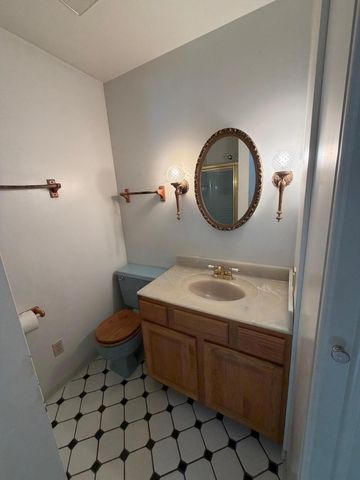 2447 W White Lake Drive, Fruitland Twp, MI 49461