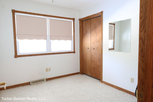 2447 W White Lake Drive, Fruitland Twp, MI 49461