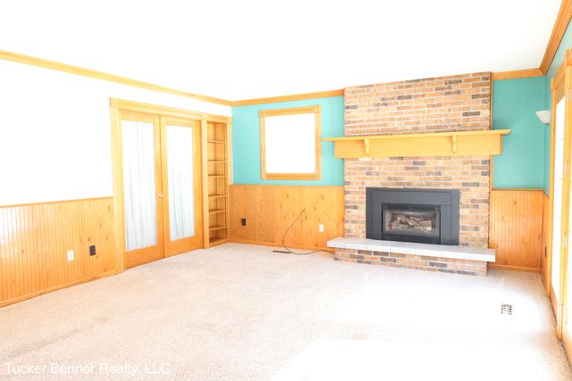 2447 W White Lake Drive, Fruitland Twp, MI 49461