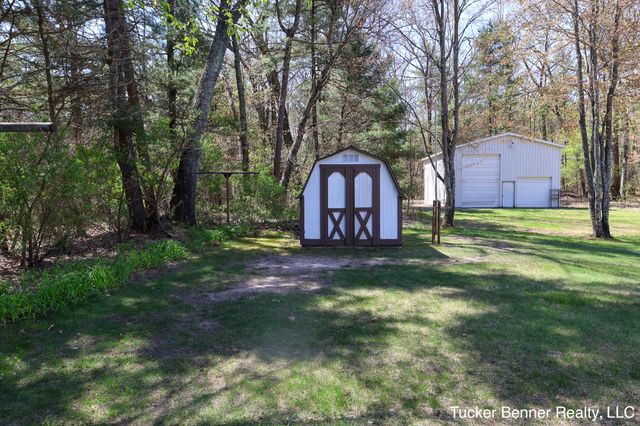 2447 W White Lake Drive, Fruitland Twp, MI 49461