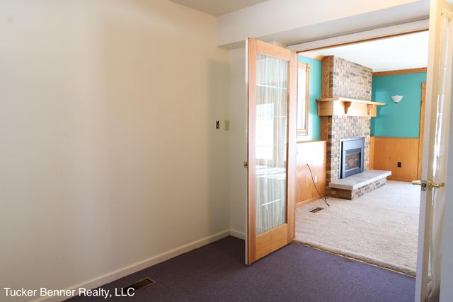 2447 W White Lake Drive, Fruitland Twp, MI 49461