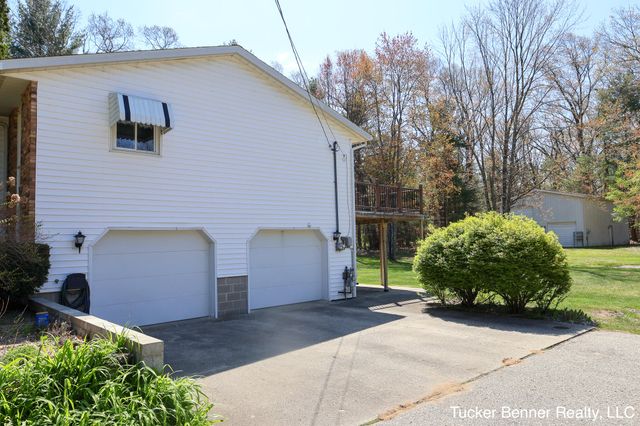 2447 W White Lake Drive, Fruitland Twp, MI 49461