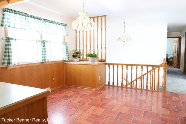 2447 W White Lake Drive, Fruitland Twp, MI 49461