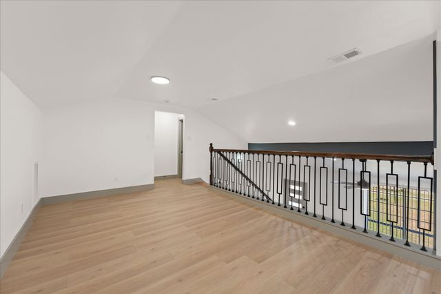 204 Briarglen Drive, Cedar Hill, TX 75104