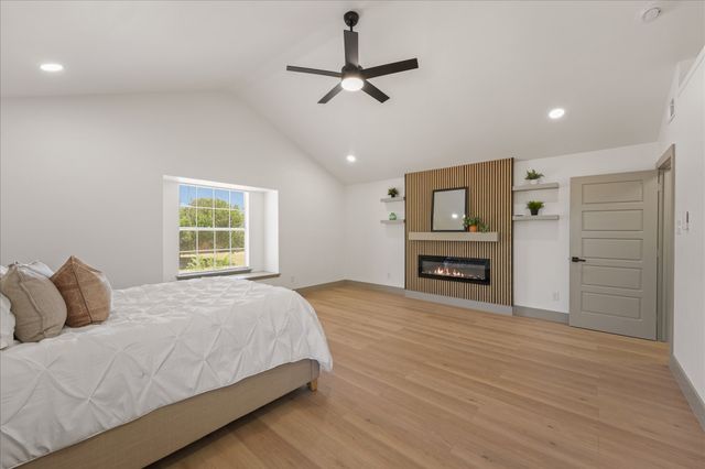 204 Briarglen Drive, Cedar Hill, TX 75104