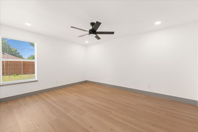 204 Briarglen Drive, Cedar Hill, TX 75104