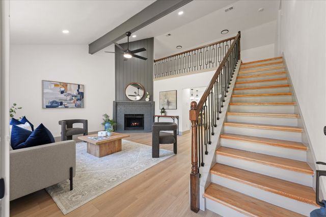 204 Briarglen Drive, Cedar Hill, TX 75104