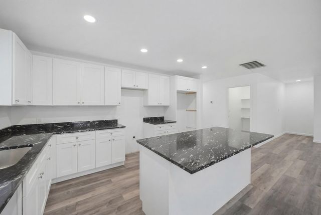 2154 In-39, Winamac, IN 46996