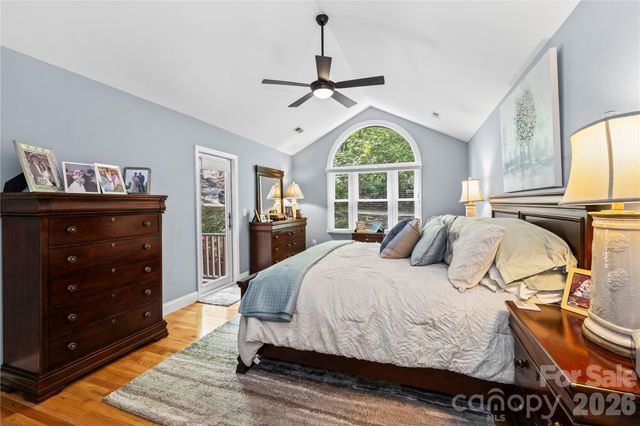 483 Heather Marie Drive, Hendersonville, NC 28792