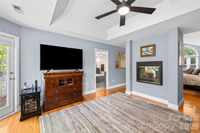 483 Heather Marie Drive, Hendersonville, NC 28792