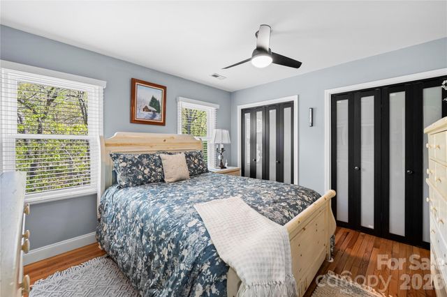 483 Heather Marie Drive, Hendersonville, NC 28792