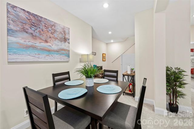 483 Heather Marie Drive, Hendersonville, NC 28792