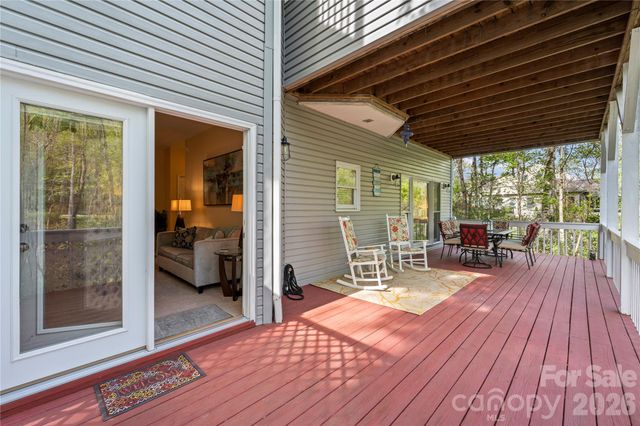 483 Heather Marie Drive, Hendersonville, NC 28792