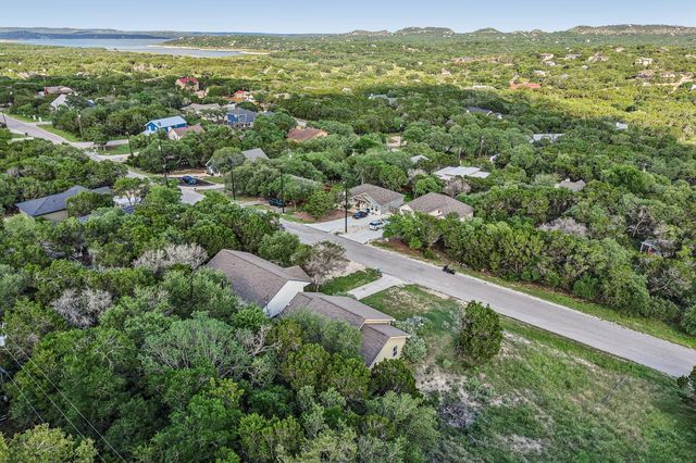 1427 Bonnyview DR, Canyon Lake, TX 78133