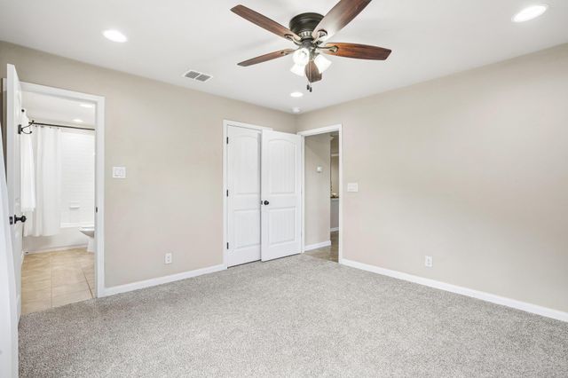 1427 Bonnyview DR, Canyon Lake, TX 78133