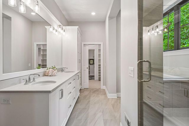 270 Wayzata Boulevard E, Wayzata, MN 55391