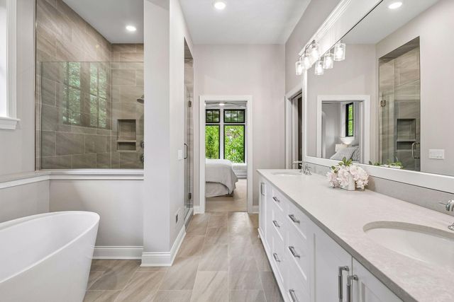 270 Wayzata Boulevard E, Wayzata, MN 55391