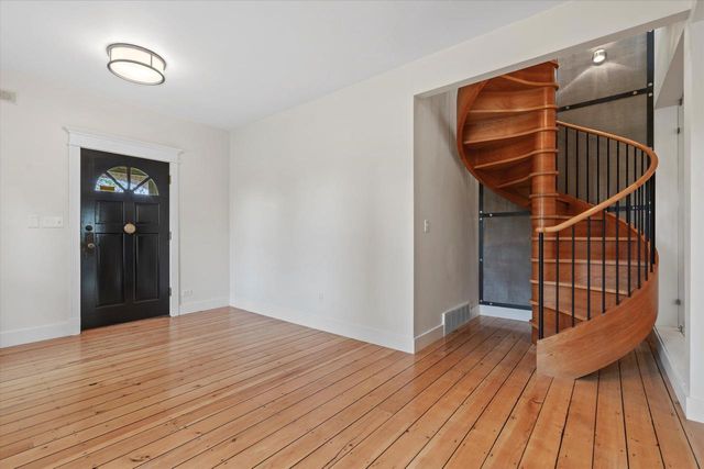 6600 N BALLARD ROAD, Appleton, WI 54913