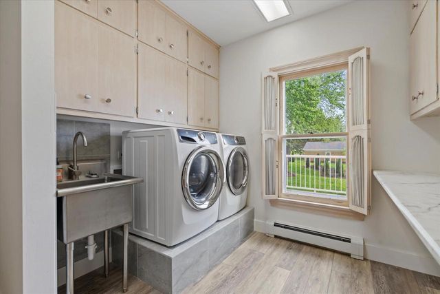 6600 N BALLARD ROAD, Appleton, WI 54913