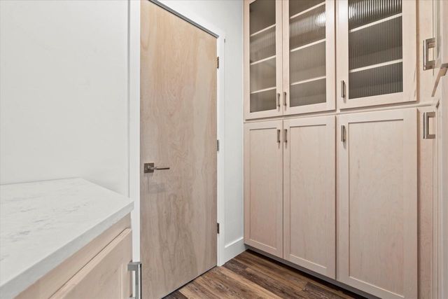 6600 N BALLARD ROAD, Appleton, WI 54913