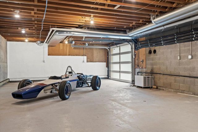 6600 N BALLARD ROAD, Appleton, WI 54913