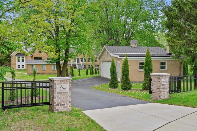 6600 N BALLARD ROAD, Appleton, WI 54913