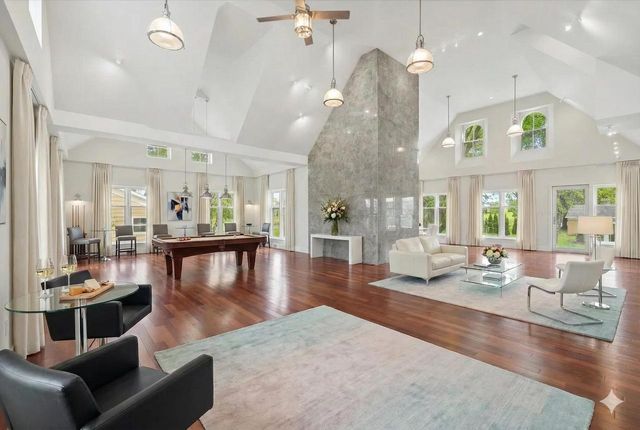 6600 N BALLARD ROAD, Appleton, WI 54913