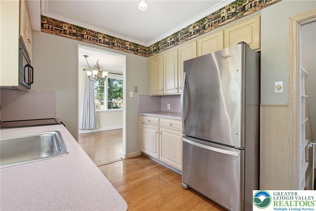 1866 Carlisle Street, Bethlehem City, PA 18017