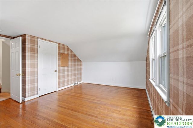 1866 Carlisle Street, Bethlehem City, PA 18017