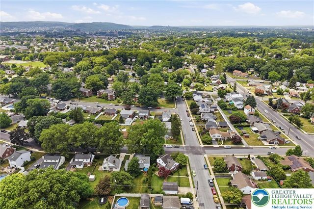 1866 Carlisle Street, Bethlehem City, PA 18017