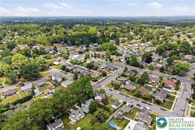 1866 Carlisle Street, Bethlehem City, PA 18017
