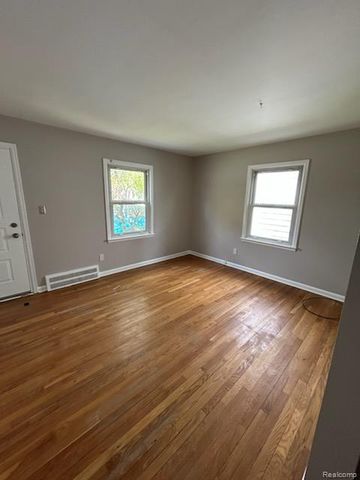 1458 Chapin Avenue, Birmingham, MI 48009