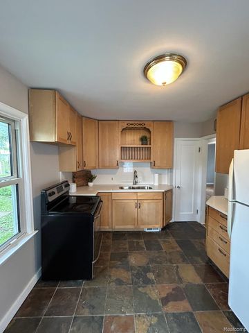 1458 Chapin Avenue, Birmingham, MI 48009