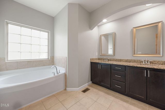 1014 Thoughtful Spot Lane, Durham, NC 27703