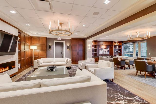 57 E Delaware Place 3504, Chicago, IL 60611