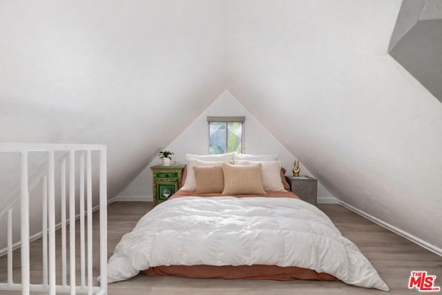 2427 N Gower Street, Los Angeles, CA 90068