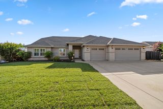 6552 Capitola Place, Redding, CA 96001