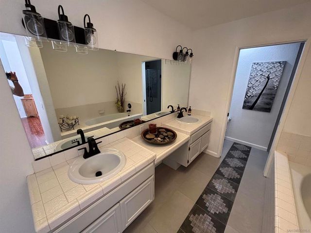 12141 Iron View Row, San Diego, CA 92128