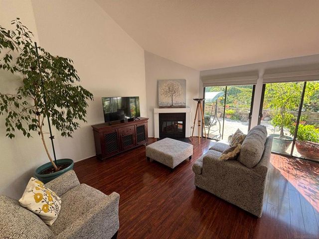 12141 Iron View Row, San Diego, CA 92128