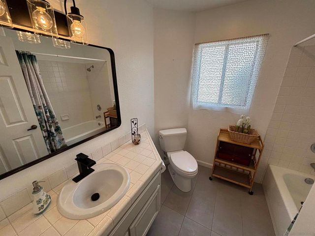 12141 Iron View Row, San Diego, CA 92128