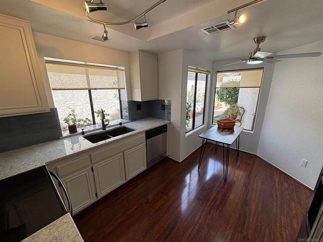 12141 Iron View Row, San Diego, CA 92128