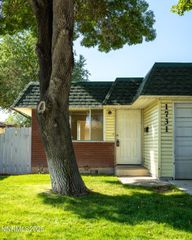 1731 Gault Way, Sparks, NV 89431