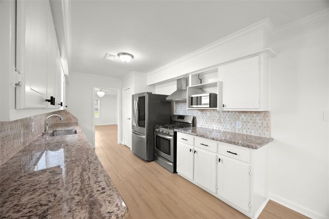 2836 Lockett Street, Houston, TX 77021