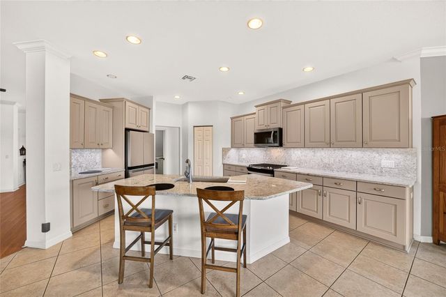 9275 SW 99TH COURT ROAD, Ocala, FL 34481